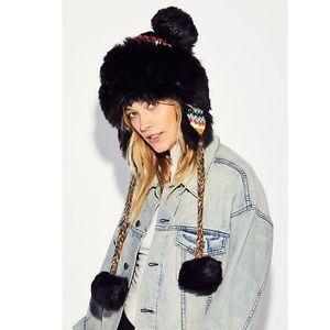 Free People black fur “melt my heart” trapper hat